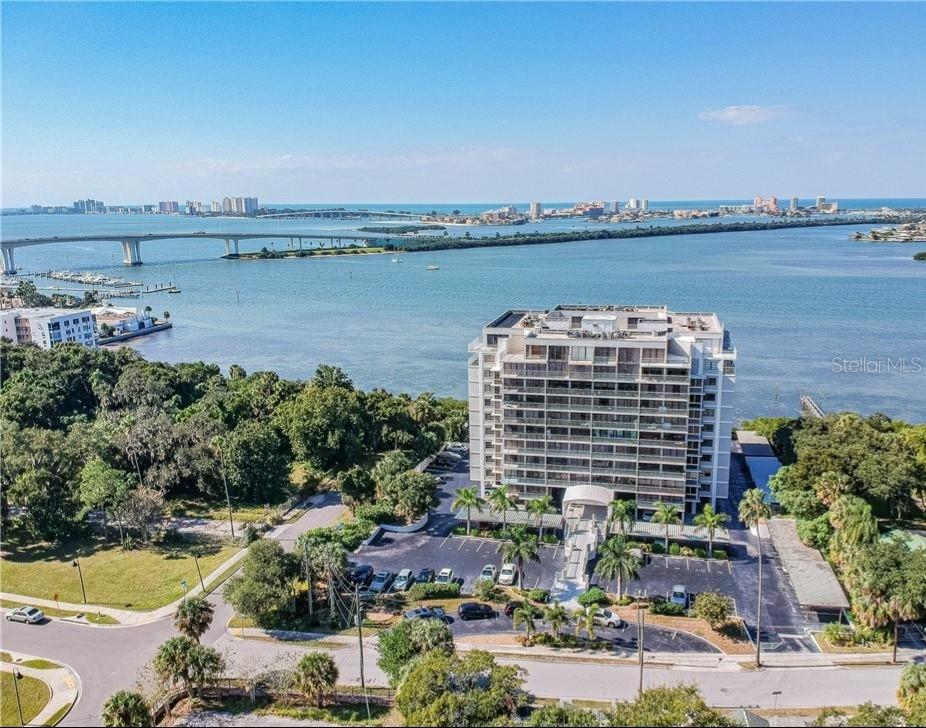 HARBOR BLUFFS WATERFRONT CONDO - Residential
