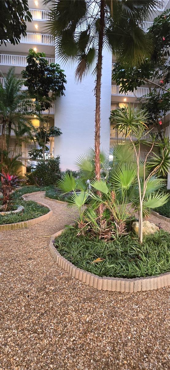 HARBOR BLUFFS WATERFRONT CONDO - Residential