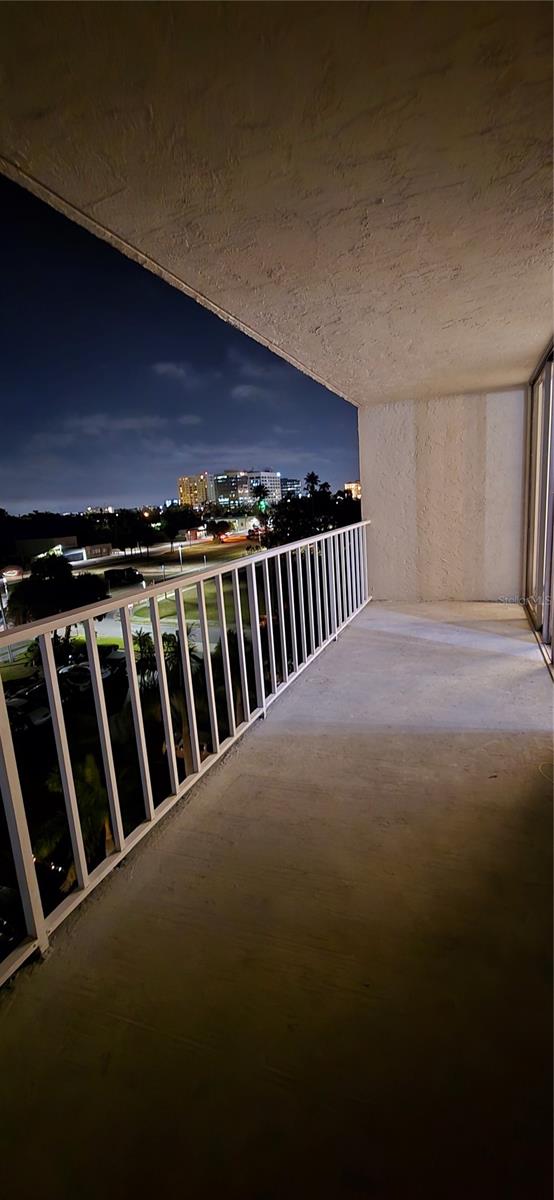 HARBOR BLUFFS WATERFRONT CONDO - Residential