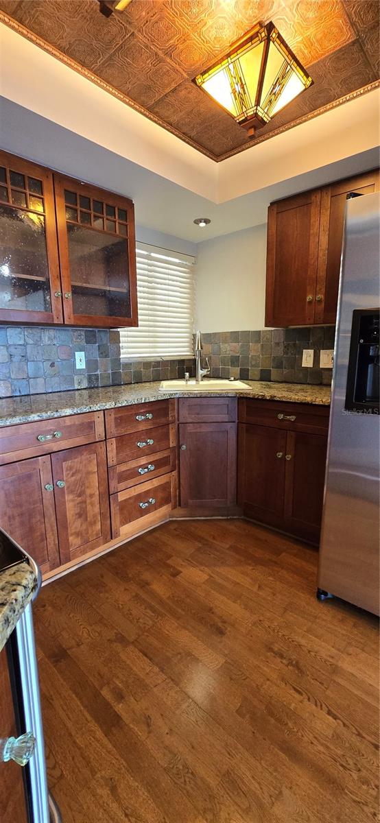 HARBOR BLUFFS WATERFRONT CONDO - Residential