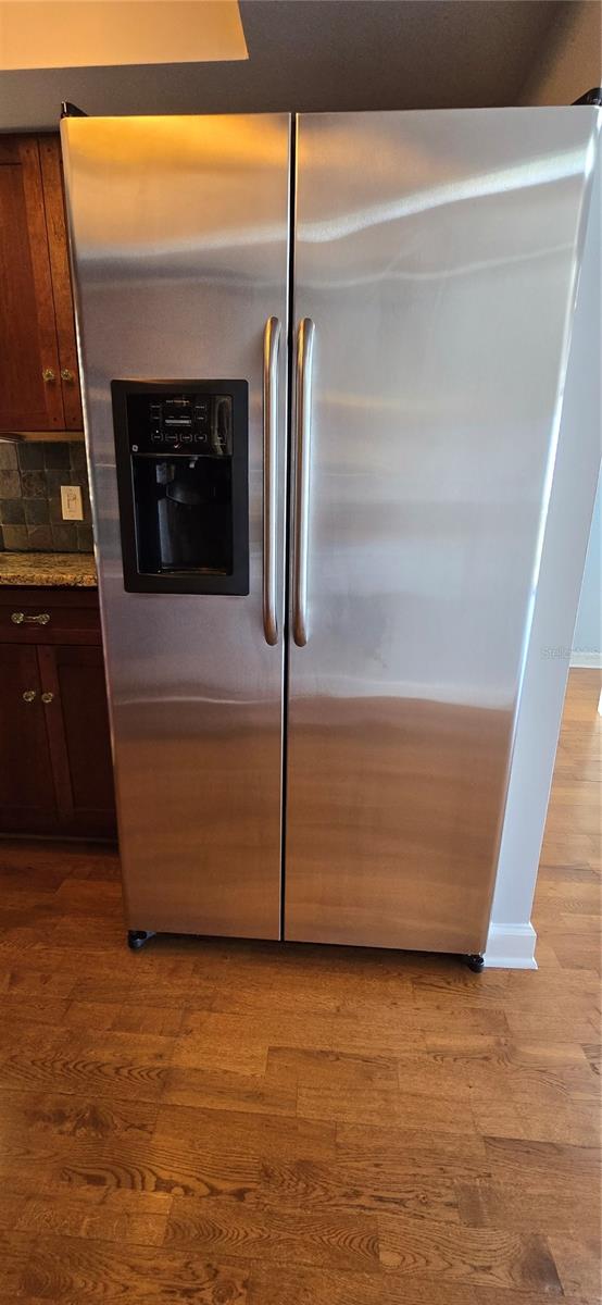 HARBOR BLUFFS WATERFRONT CONDO - Residential