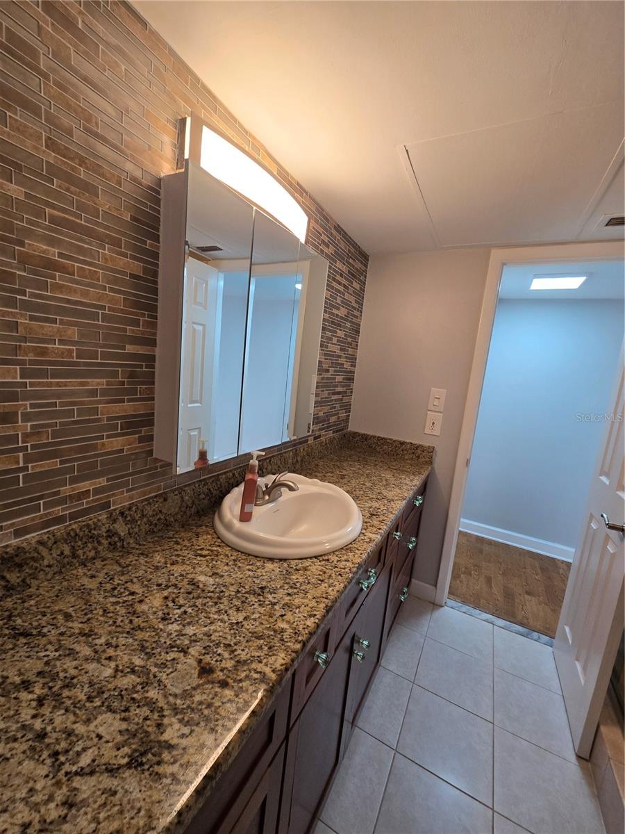 HARBOR BLUFFS WATERFRONT CONDO - Residential