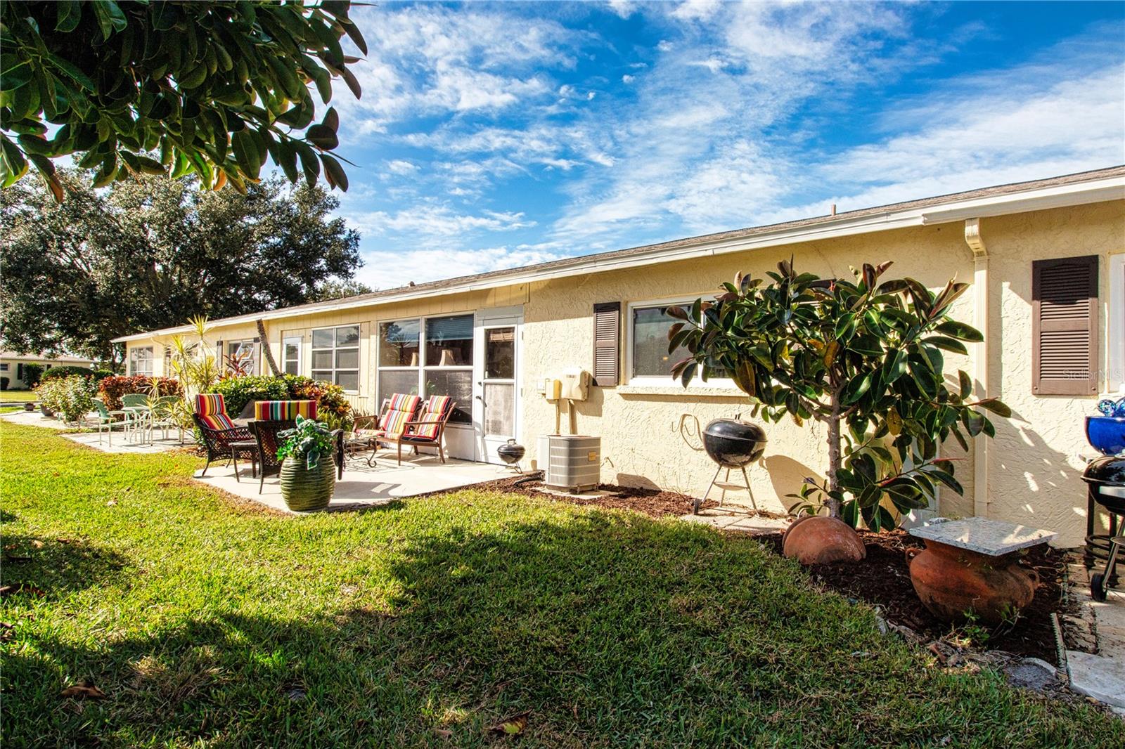 DESOTO SQUARE VILLAS PH I - Residential