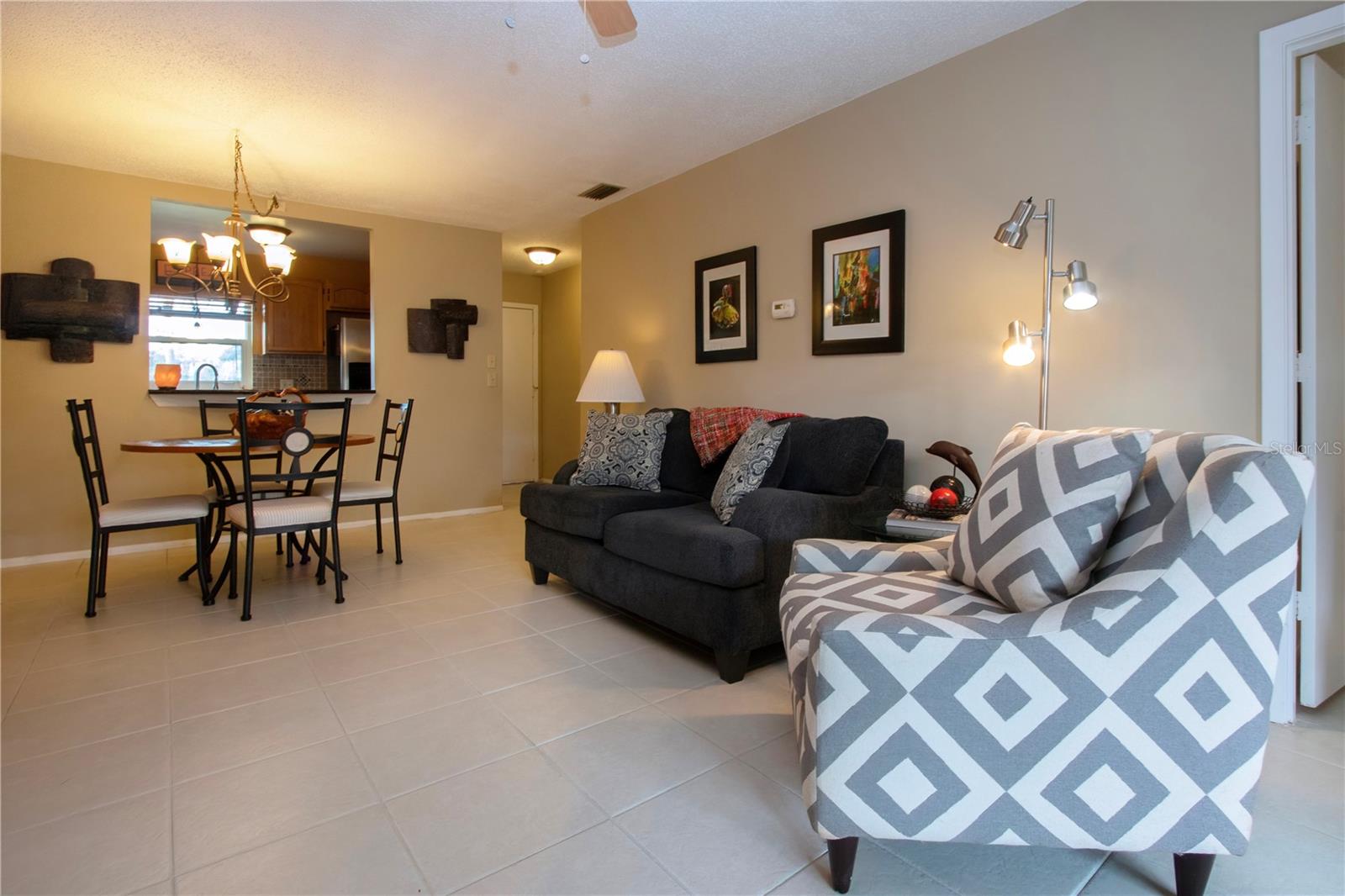 DESOTO SQUARE VILLAS PH I - Residential