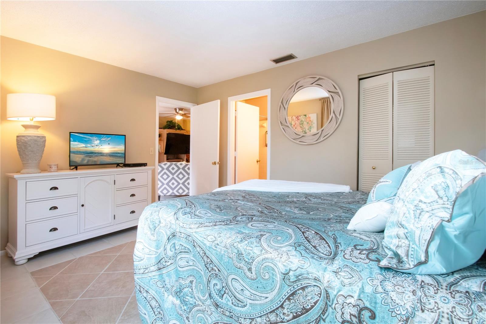 DESOTO SQUARE VILLAS PH I - Residential