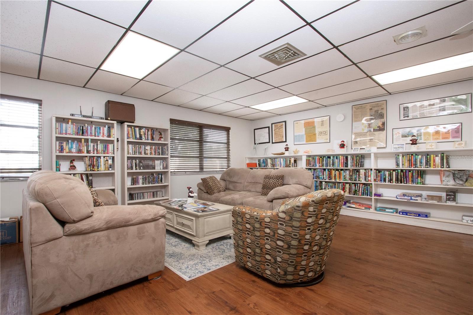 DESOTO SQUARE VILLAS PH I - Residential