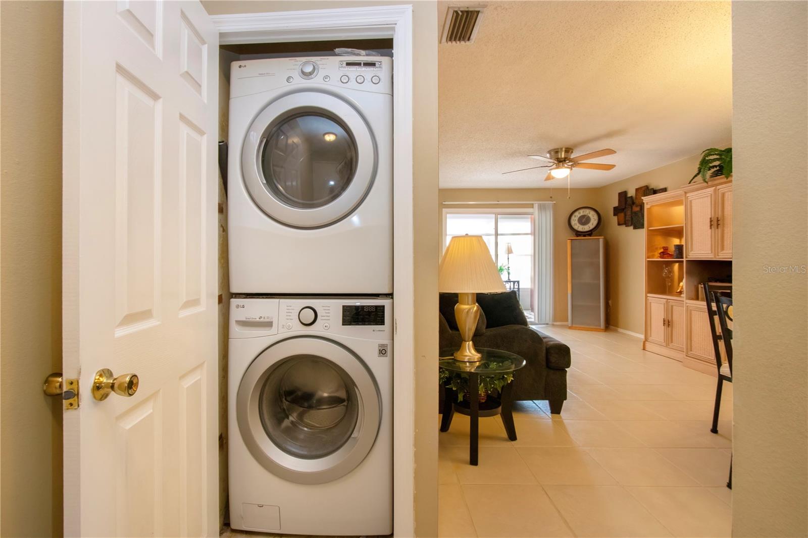 DESOTO SQUARE VILLAS PH I - Residential