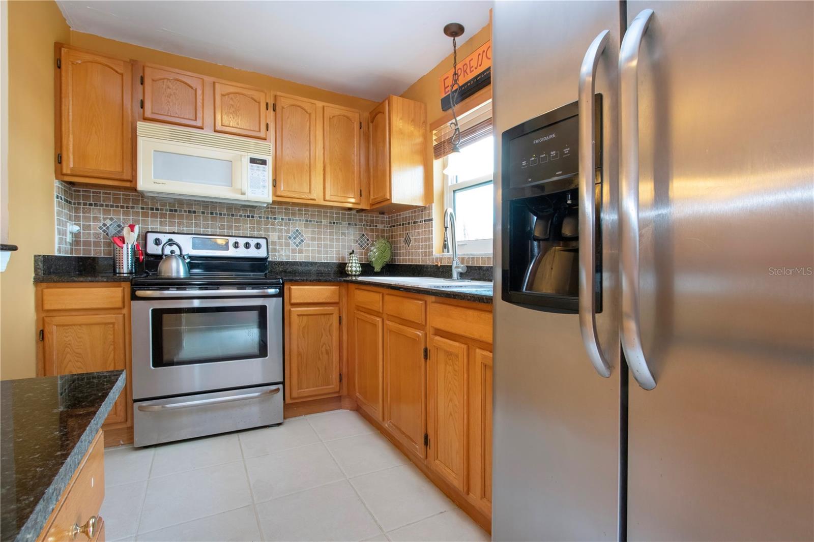 DESOTO SQUARE VILLAS PH I - Residential