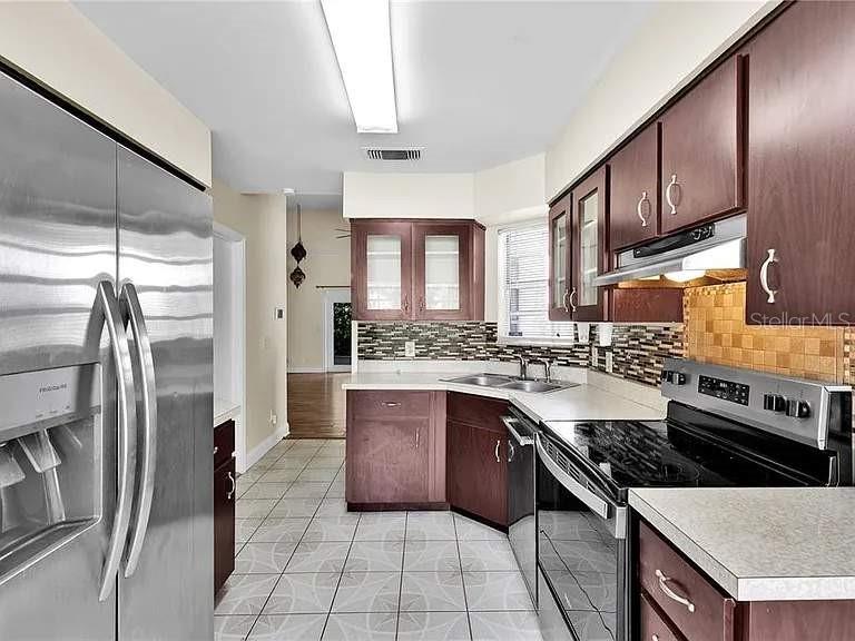 OAK MEADOWS PD PH 03 - Residential Income