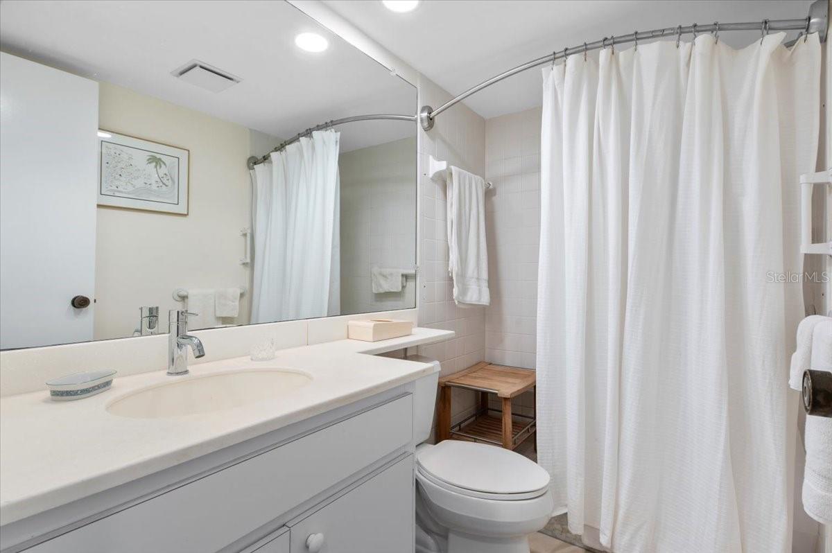 PELICAN COVE I - Residential