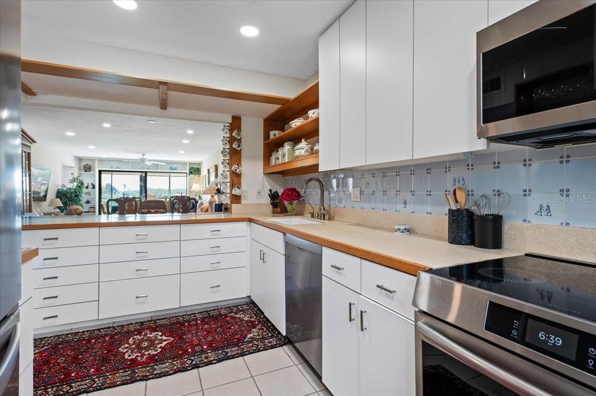 PELICAN COVE I - Residential