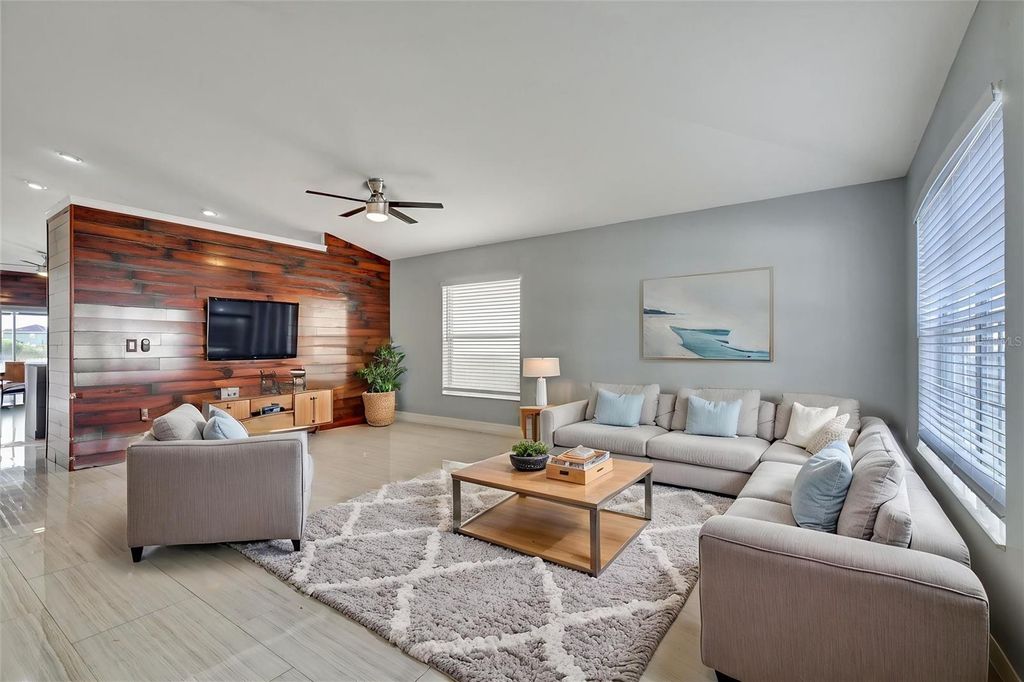Photo of 8105 Tar Hollow Drive, Gibsonton, FL 33534 (MLS # TB8513037)