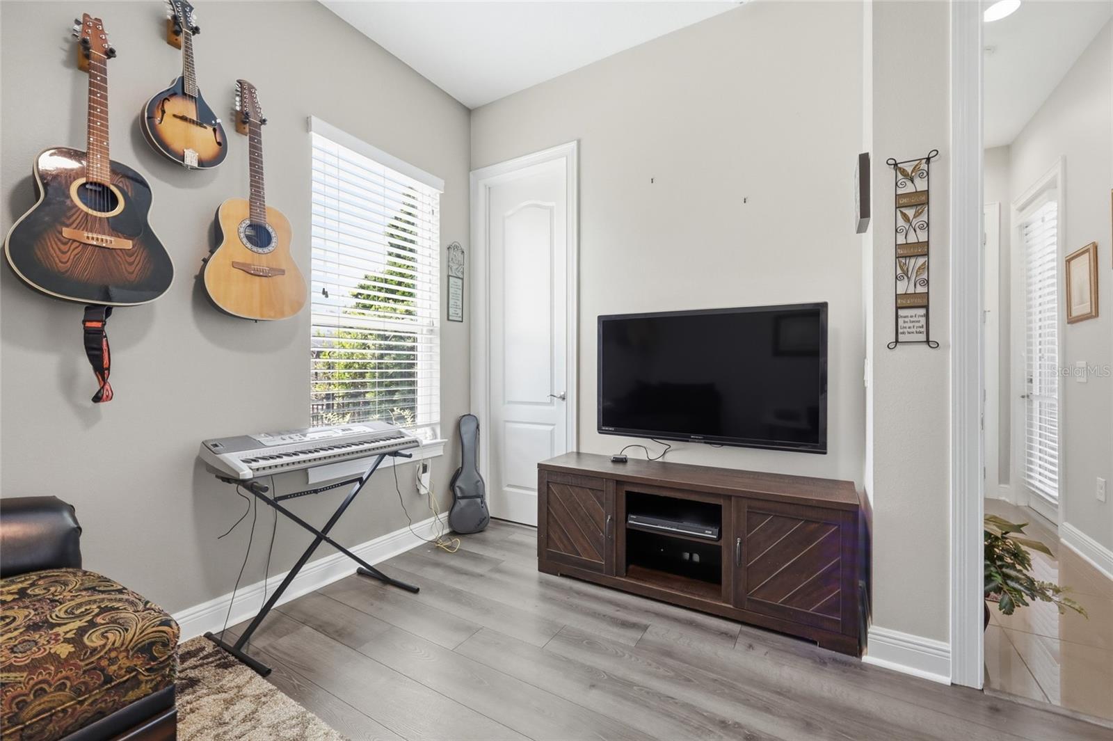 HUNTERS RUN PH 3 - Residential