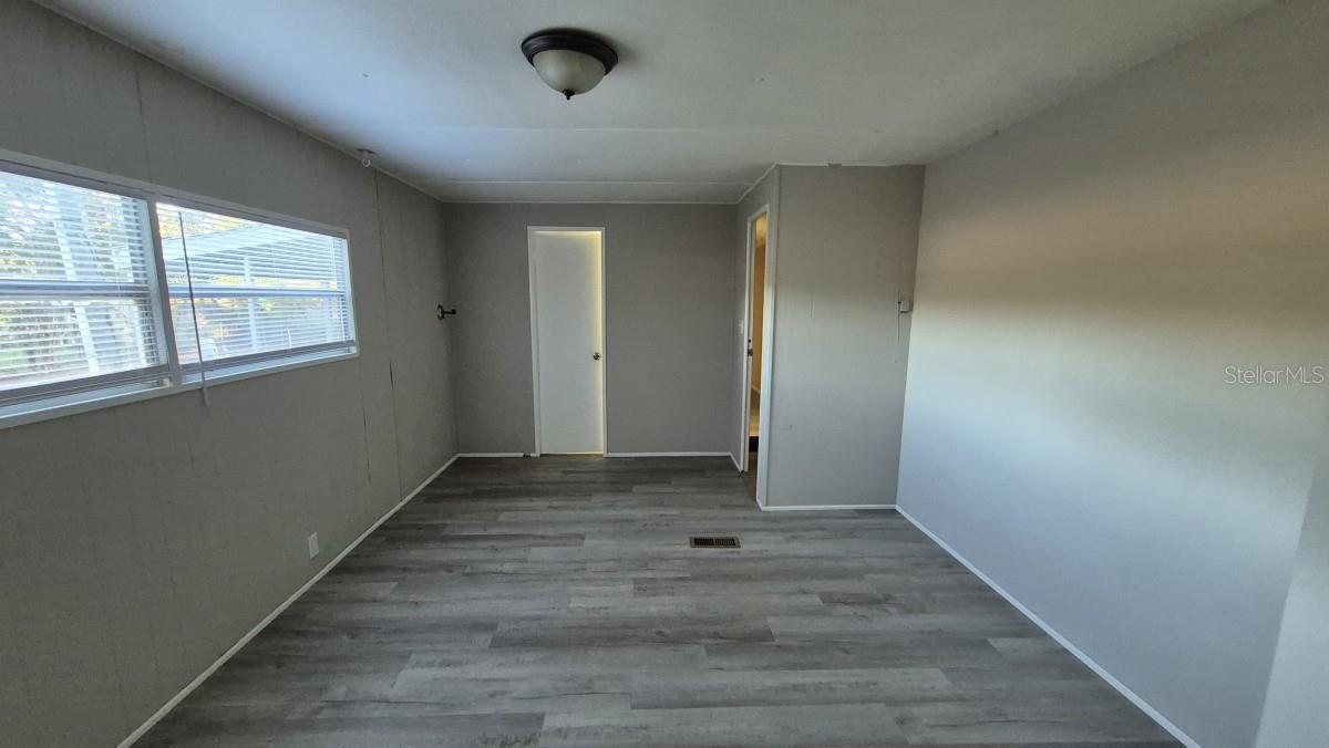 BEING MORE 12 - Residential