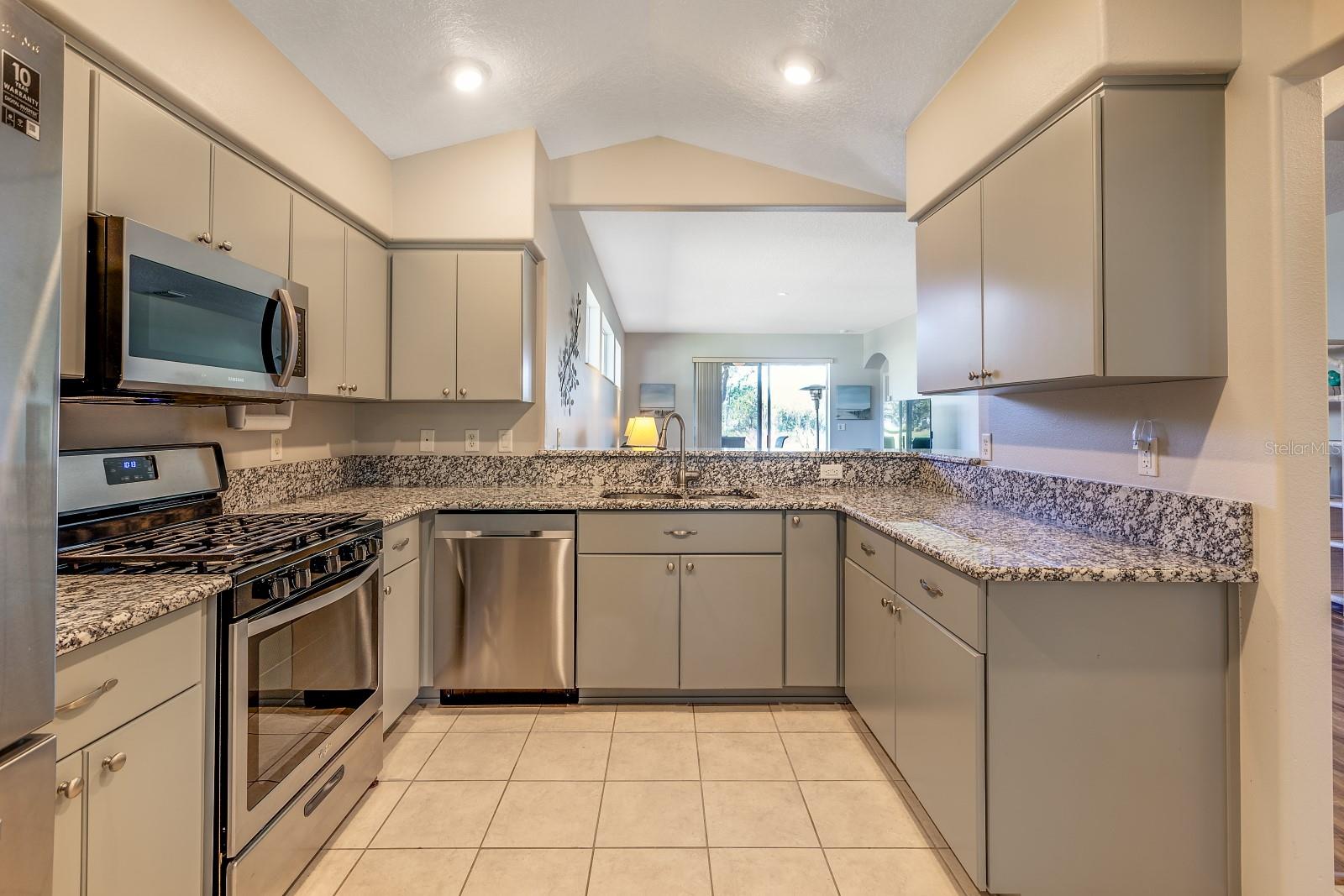 LEESBURG LEGACY - Residential