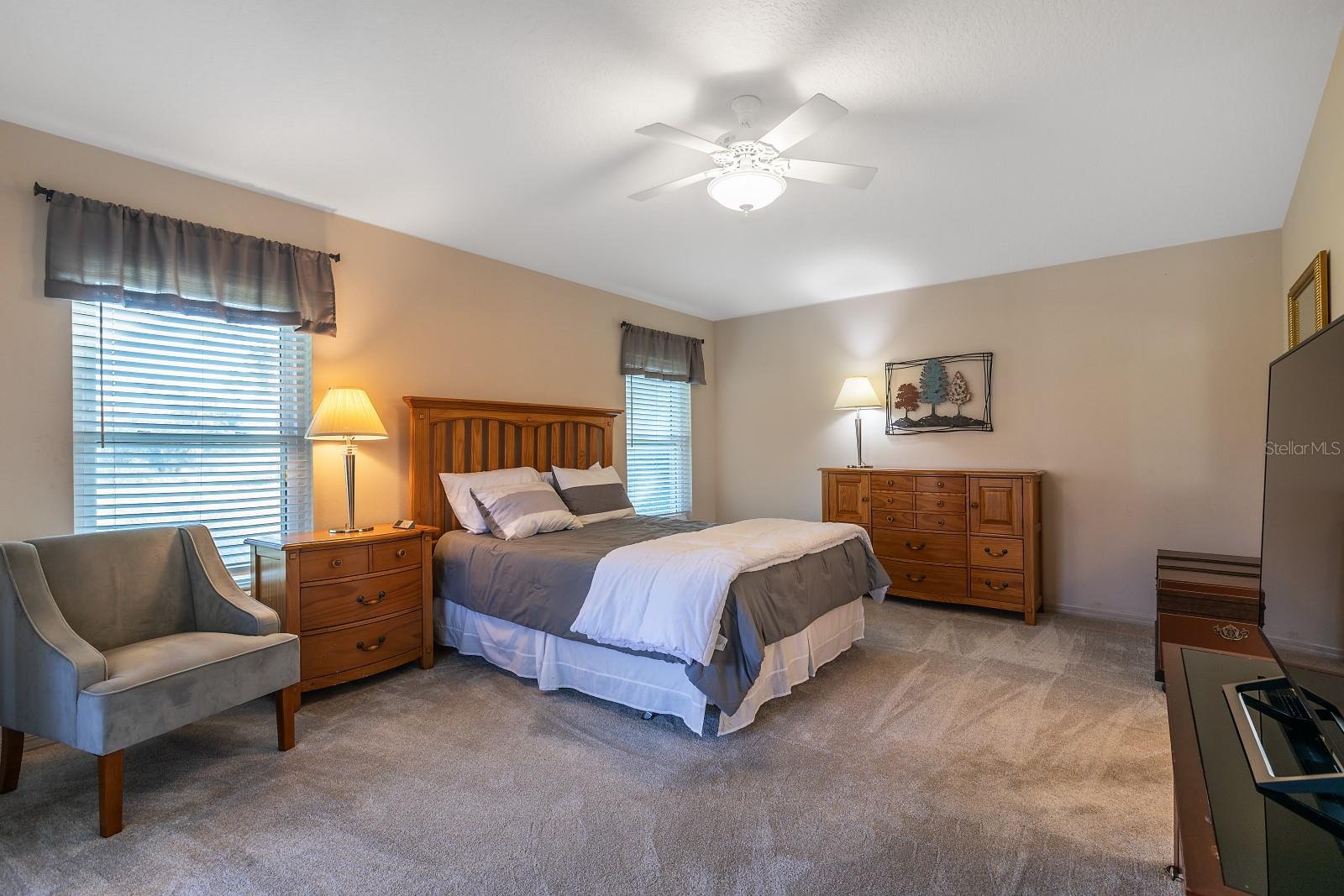 LEESBURG LEGACY - Residential