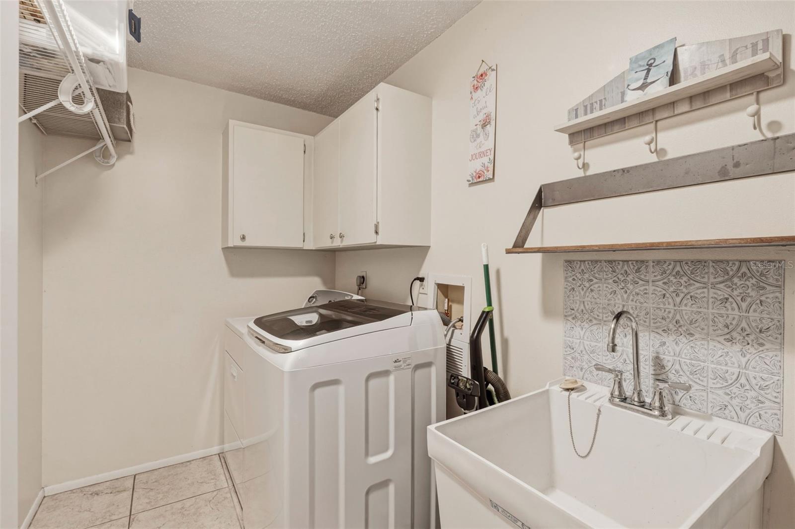 PUNTA GORDA ISLES SEC 05 - Residential