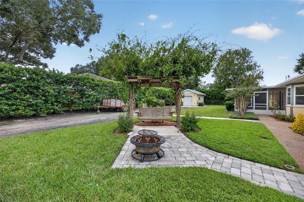 Photo of 148 Roper Drive, Winter Garden, FL 34787 (MLS # O6435330)