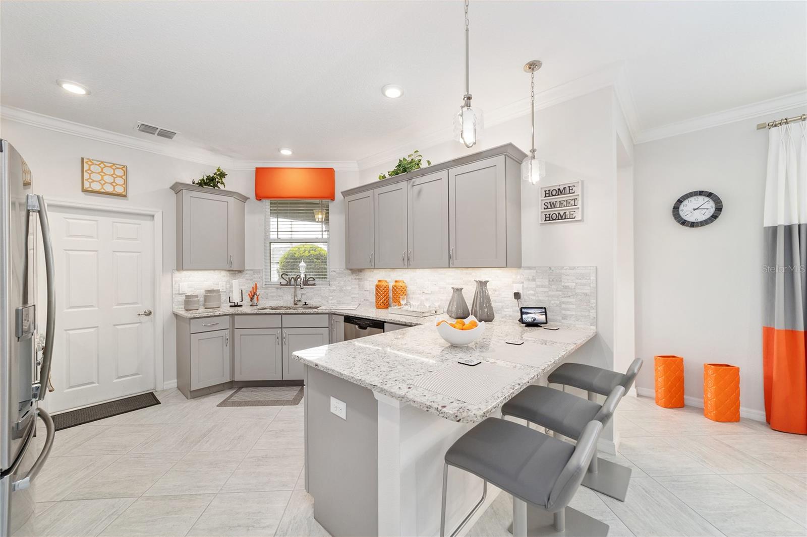 INDIGO EAST - Residential