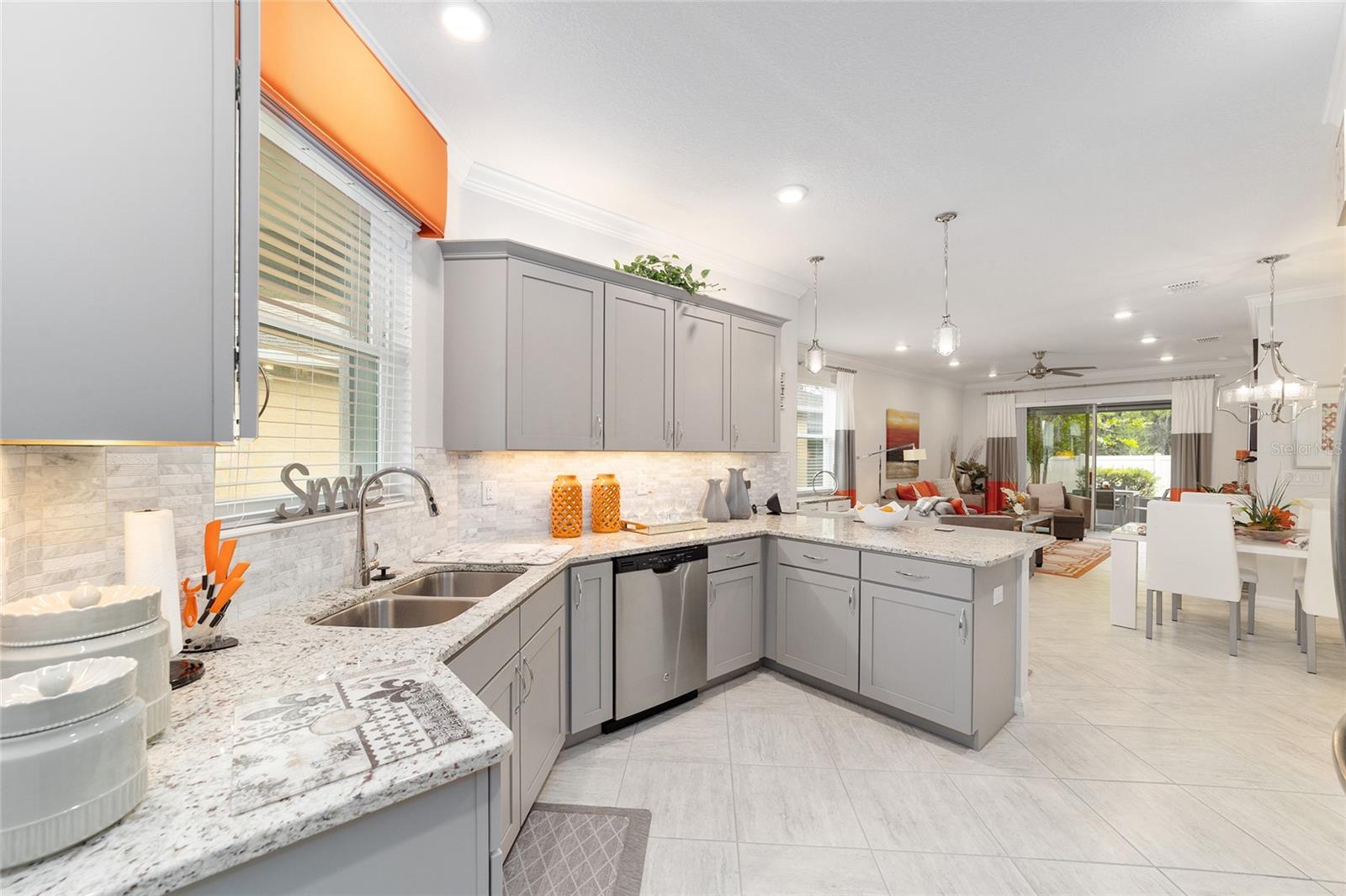 INDIGO EAST - Residential