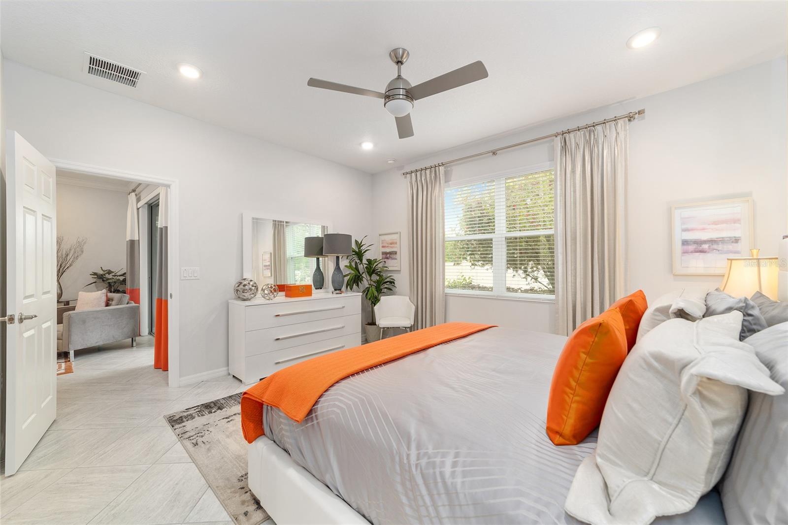 INDIGO EAST - Residential