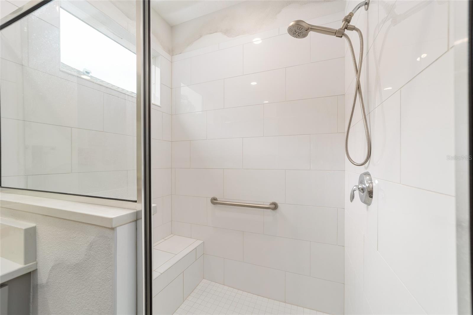 INDIGO EAST - Residential