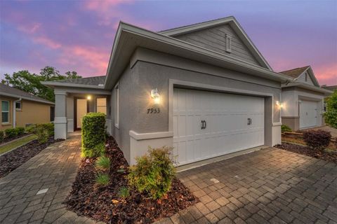 Photo of 7953 SW 89th Loop, Ocala, FL 34476 (MLS # OM722488)