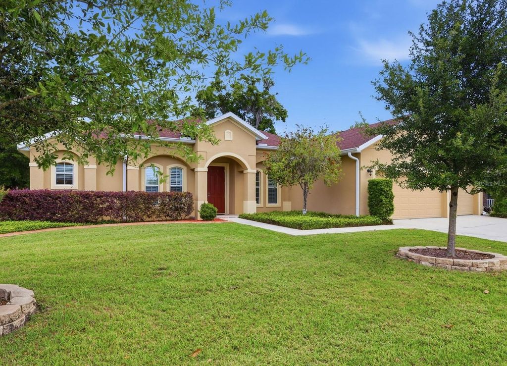 Photo of 832 Deer Fern Avenue, Deland, FL 32720 (MLS # V4948456)