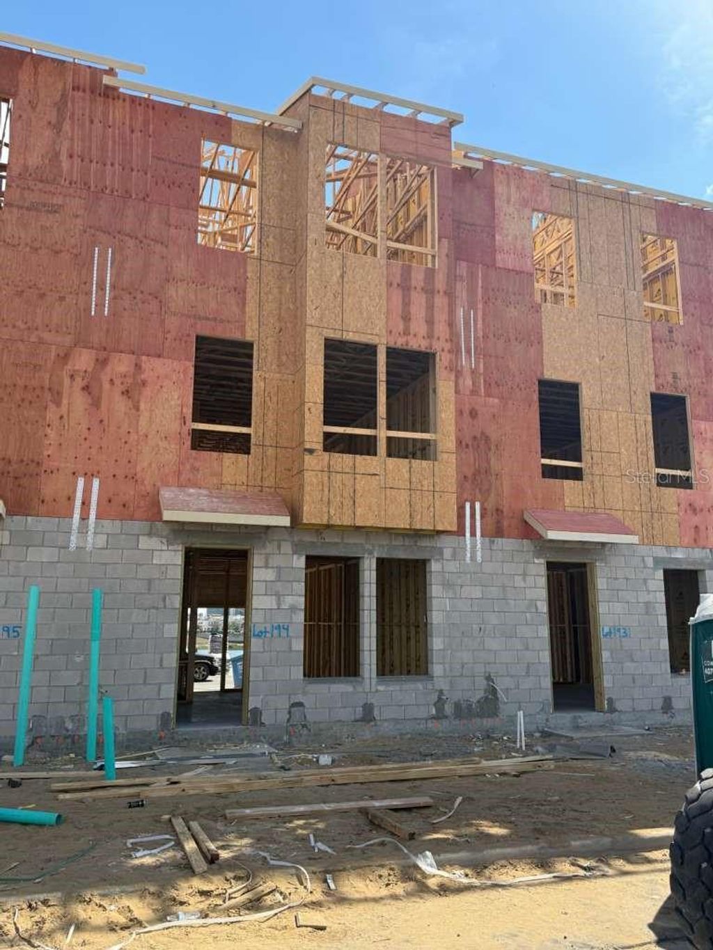 Photo of 15050 Groveside Road, Winter Garden, FL 34787 (MLS # O6384403)