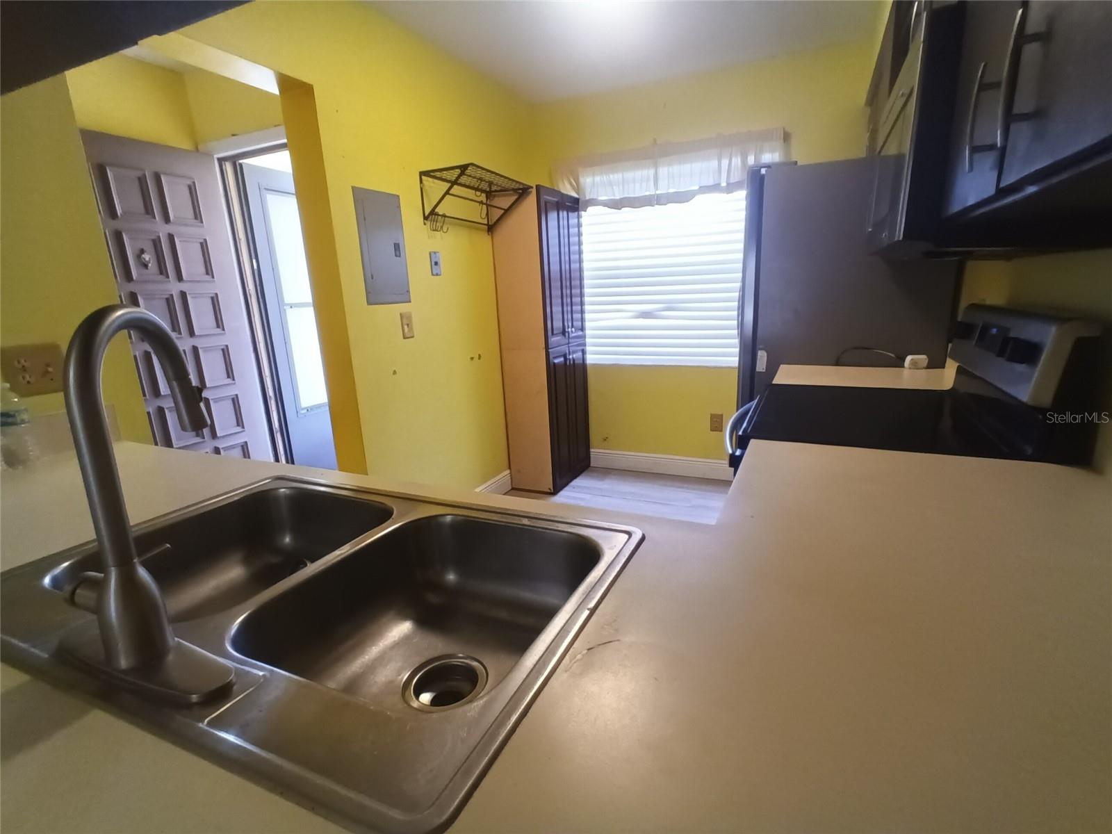 3475 FLOSSMOOR AVENUE 103