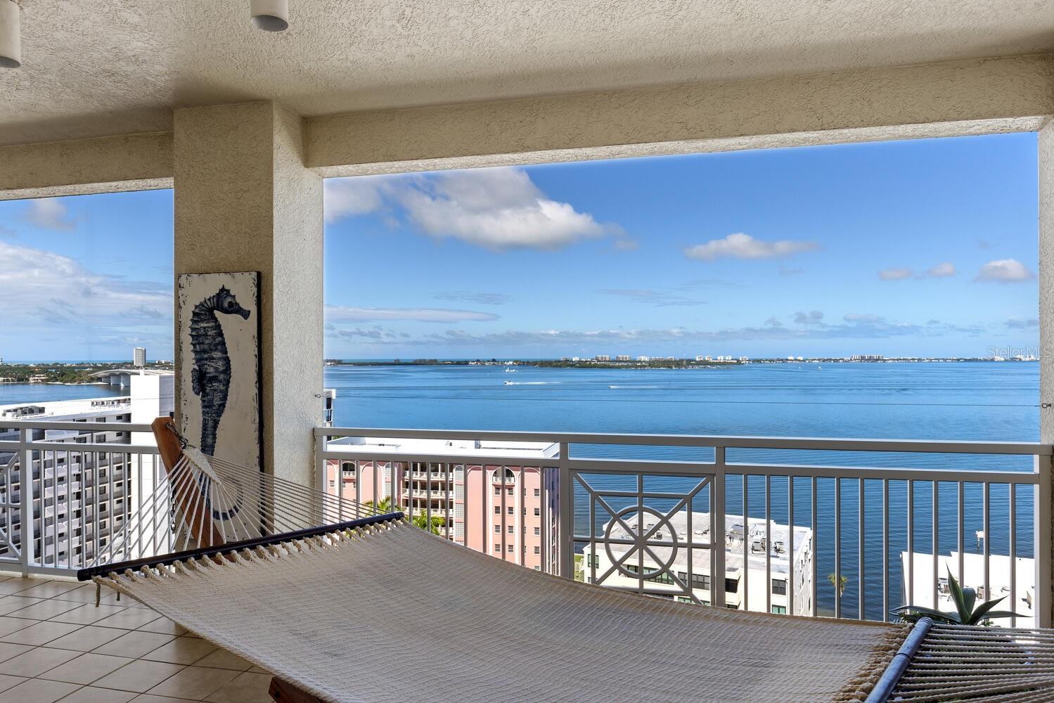 THE TOWER RESIDENCES - Residential