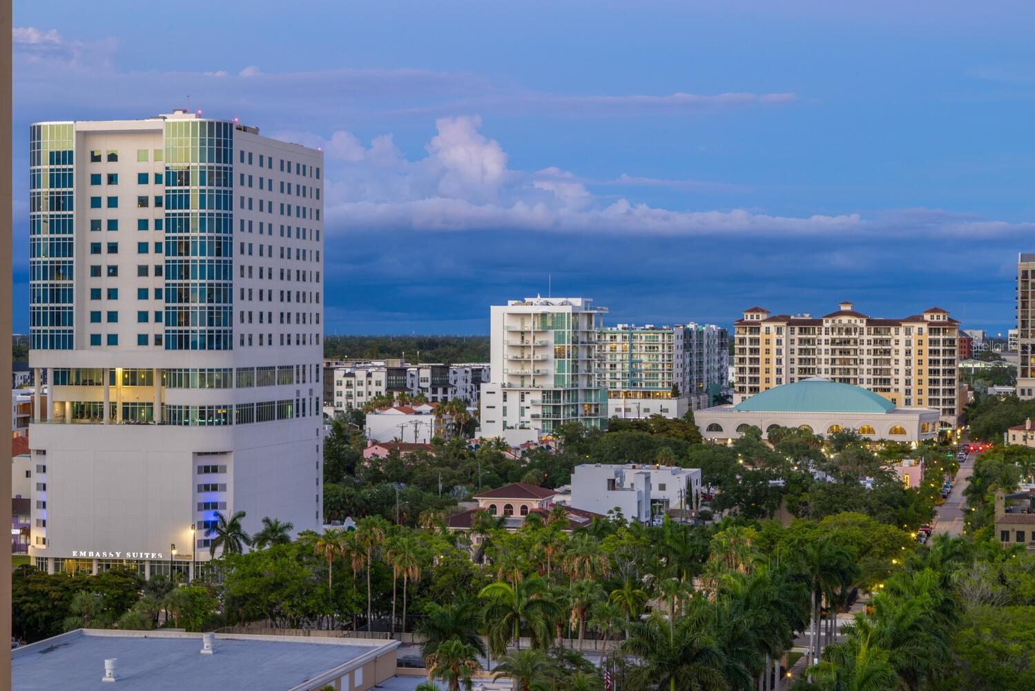 THE TOWER RESIDENCES - Residential
