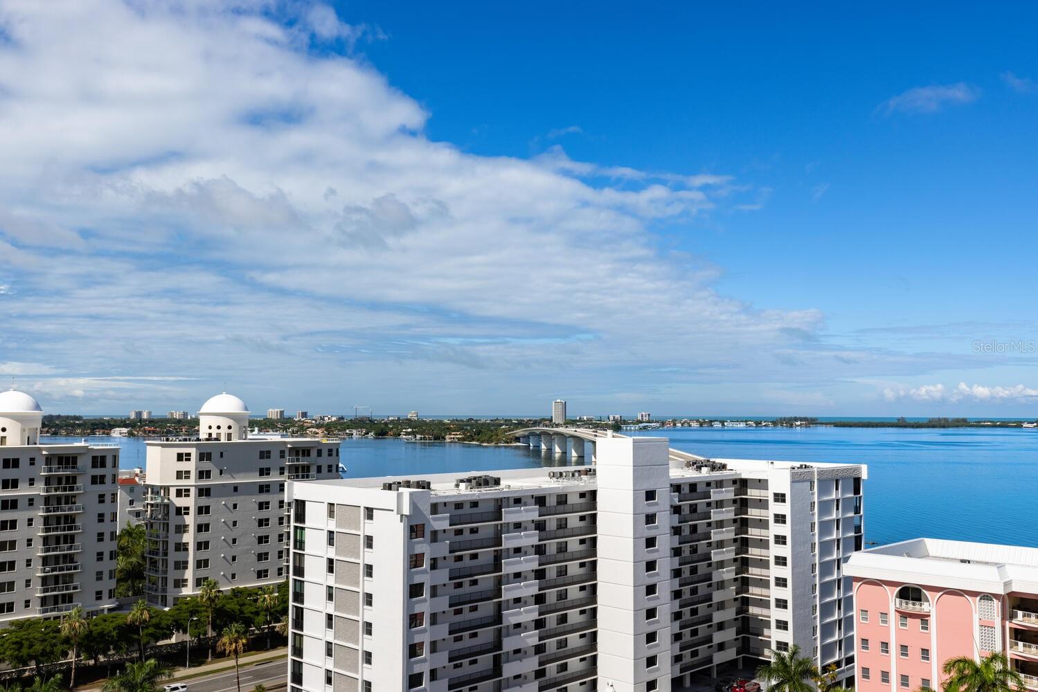 THE TOWER RESIDENCES - Residential