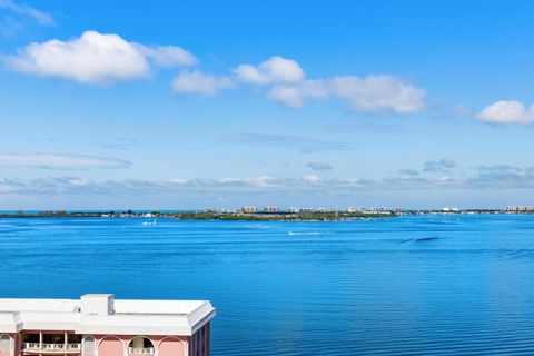 A home in SARASOTA