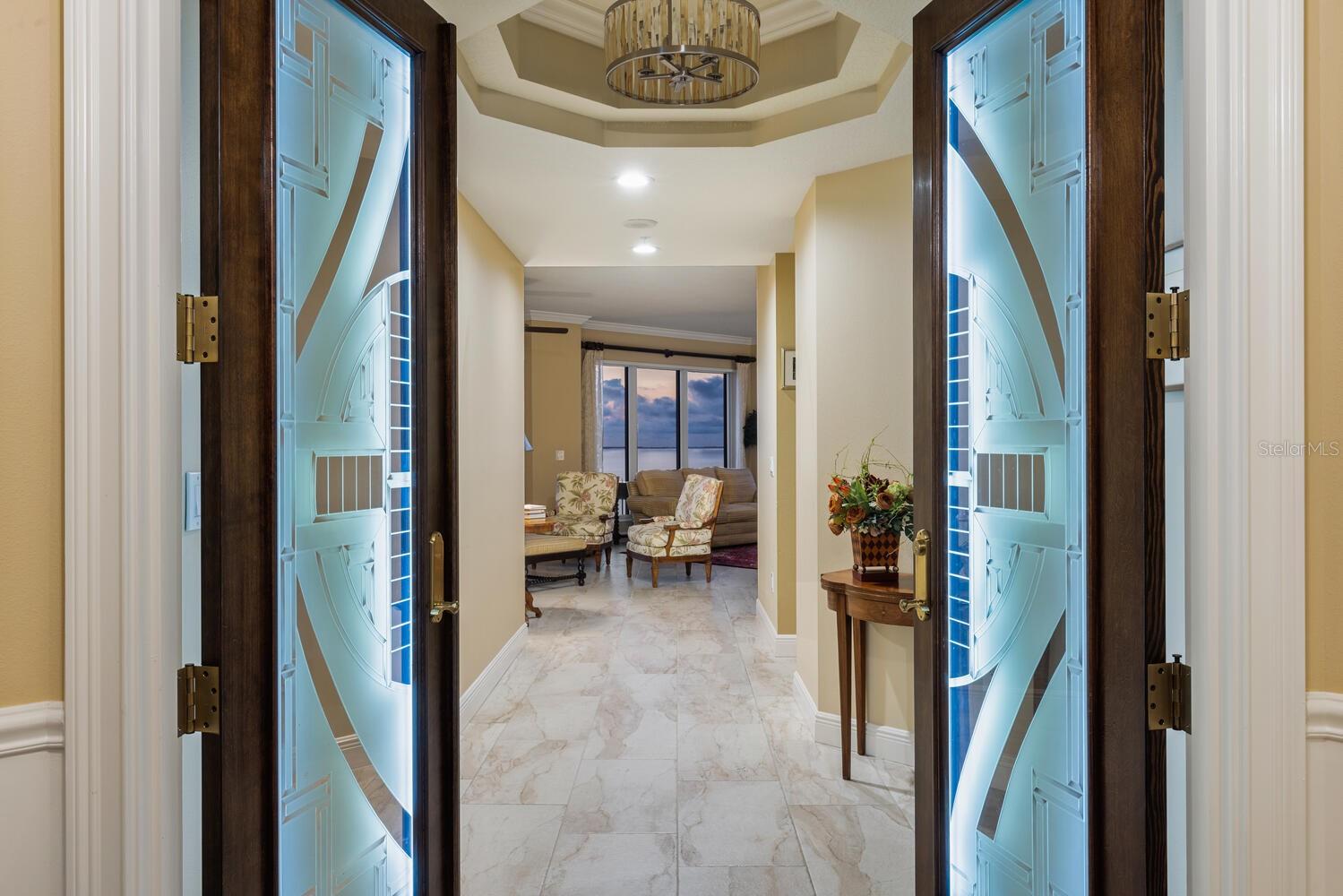 THE TOWER RESIDENCES - Residential