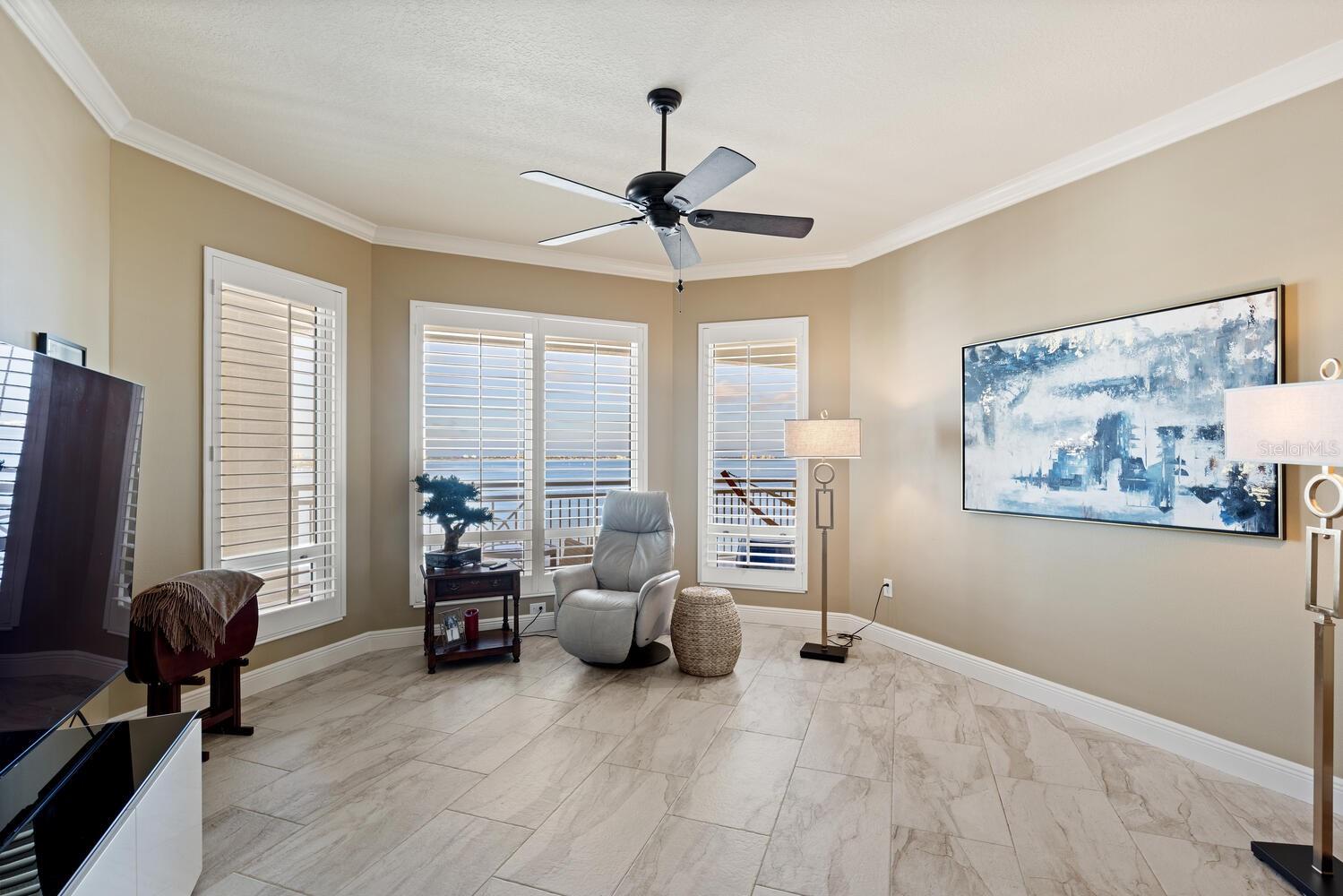 THE TOWER RESIDENCES - Residential