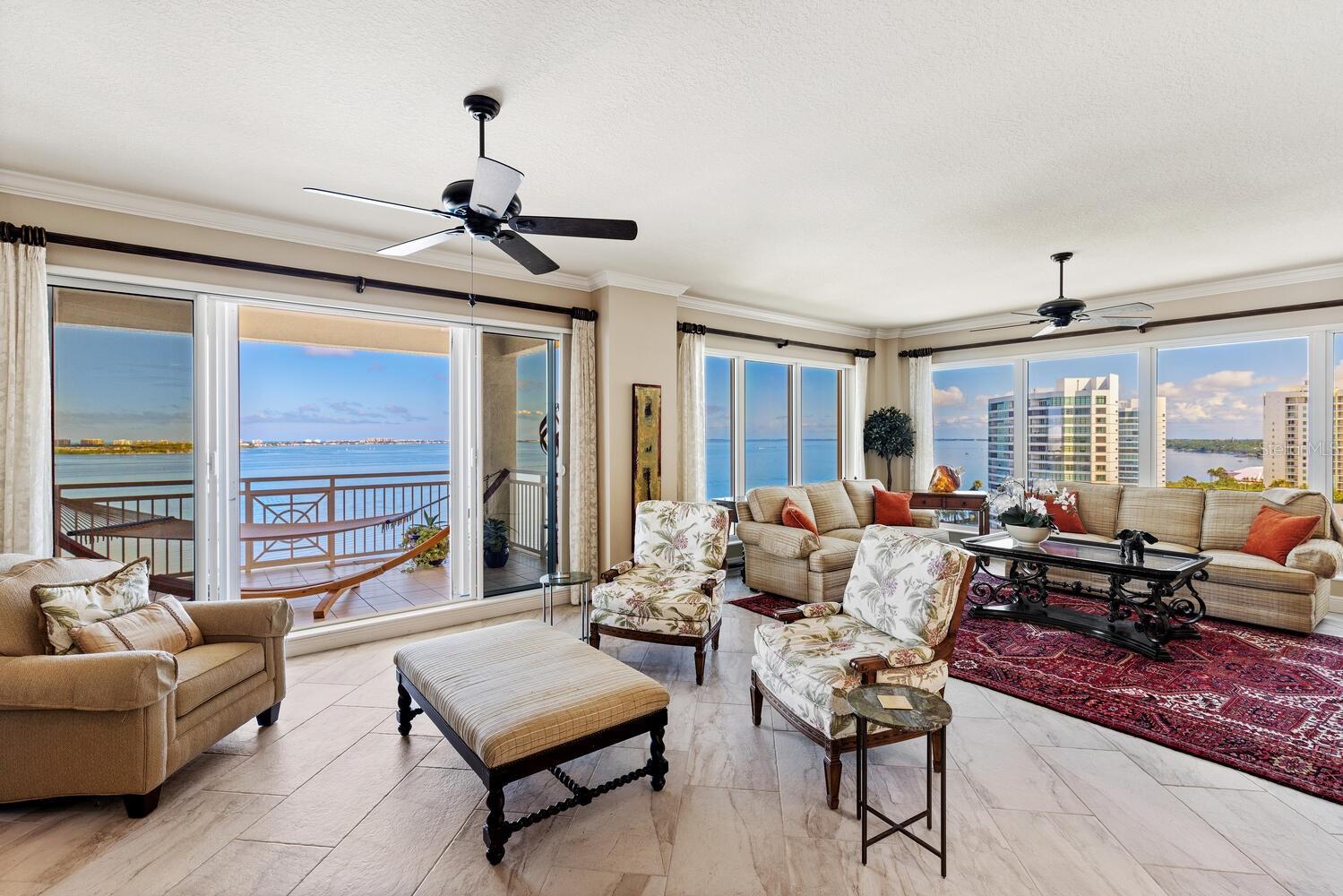 THE TOWER RESIDENCES - Residential