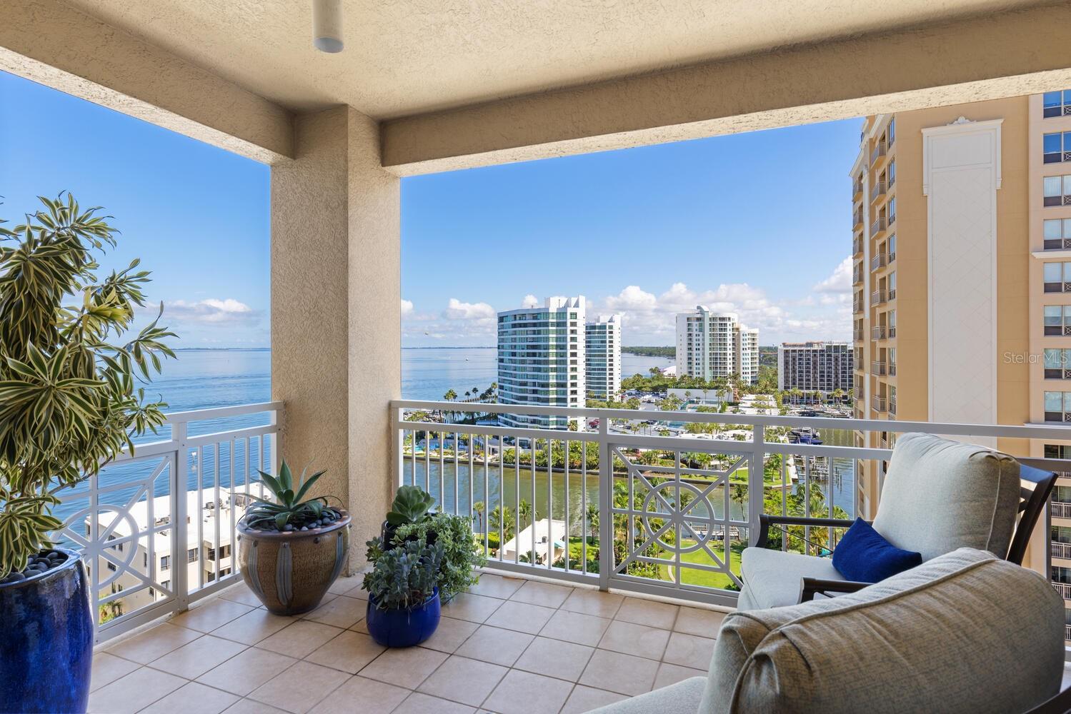 THE TOWER RESIDENCES - Residential