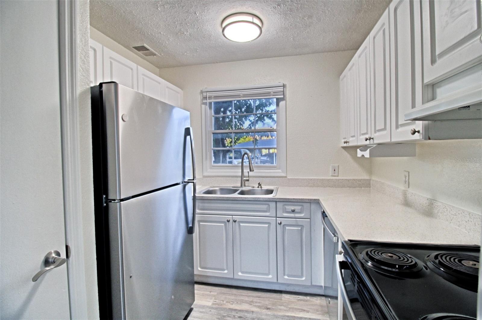 13708 ORANGE SUNSET DRIVE