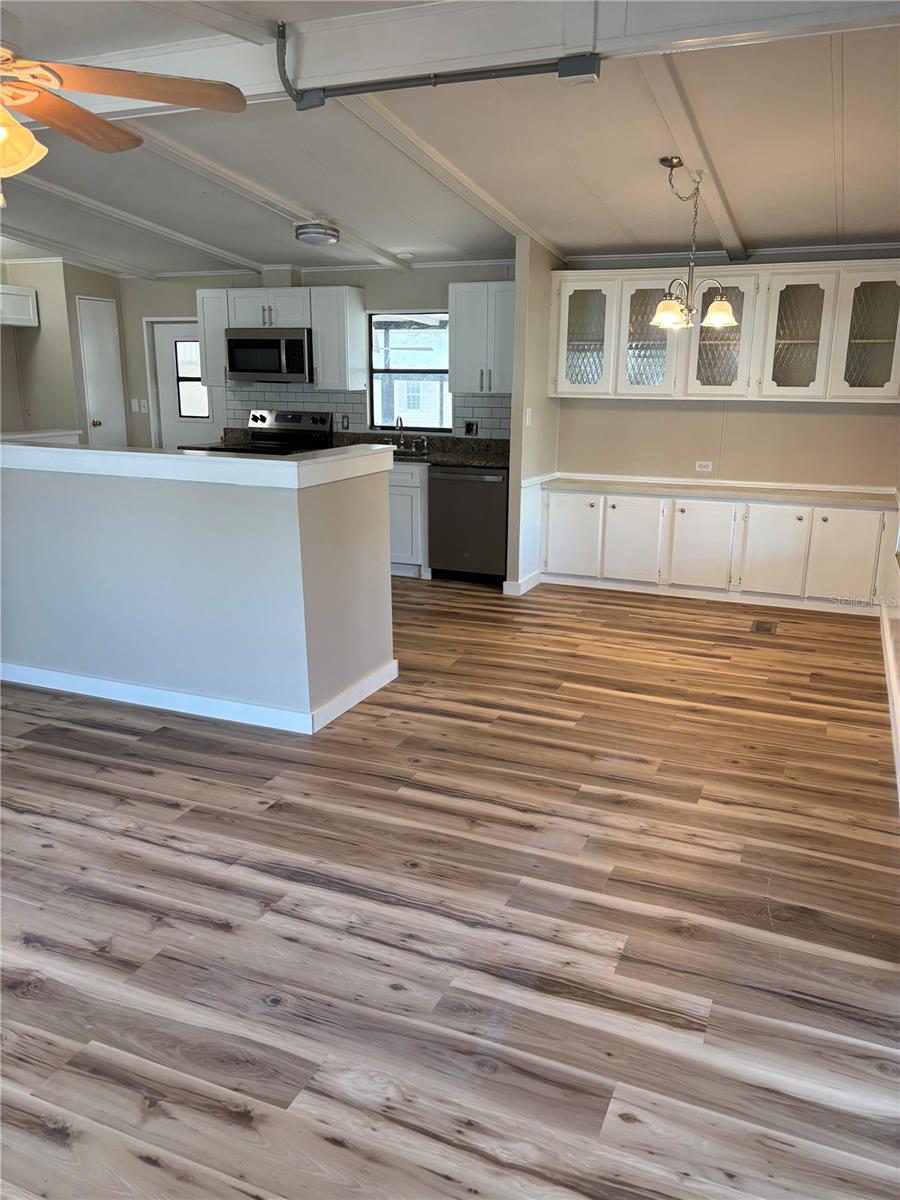 BROOKRIDGE COMMUNITY - Residential