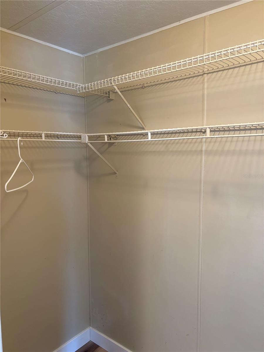 BROOKRIDGE COMMUNITY - Residential