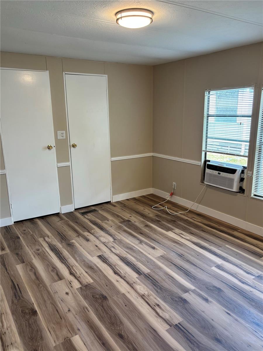 BROOKRIDGE COMMUNITY - Residential