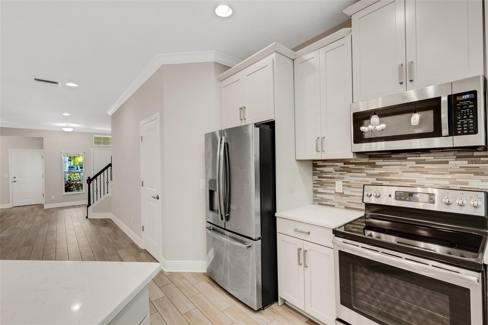 CREEKWOOD TWNHMS - Residential Lease