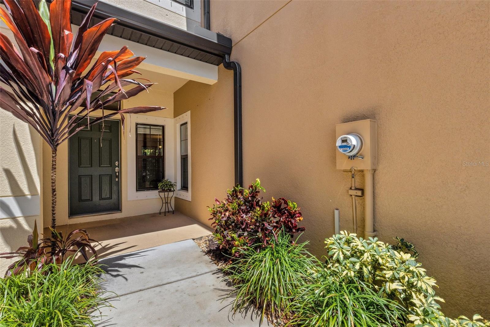 CREEKWOOD TWNHMS - Residential Lease