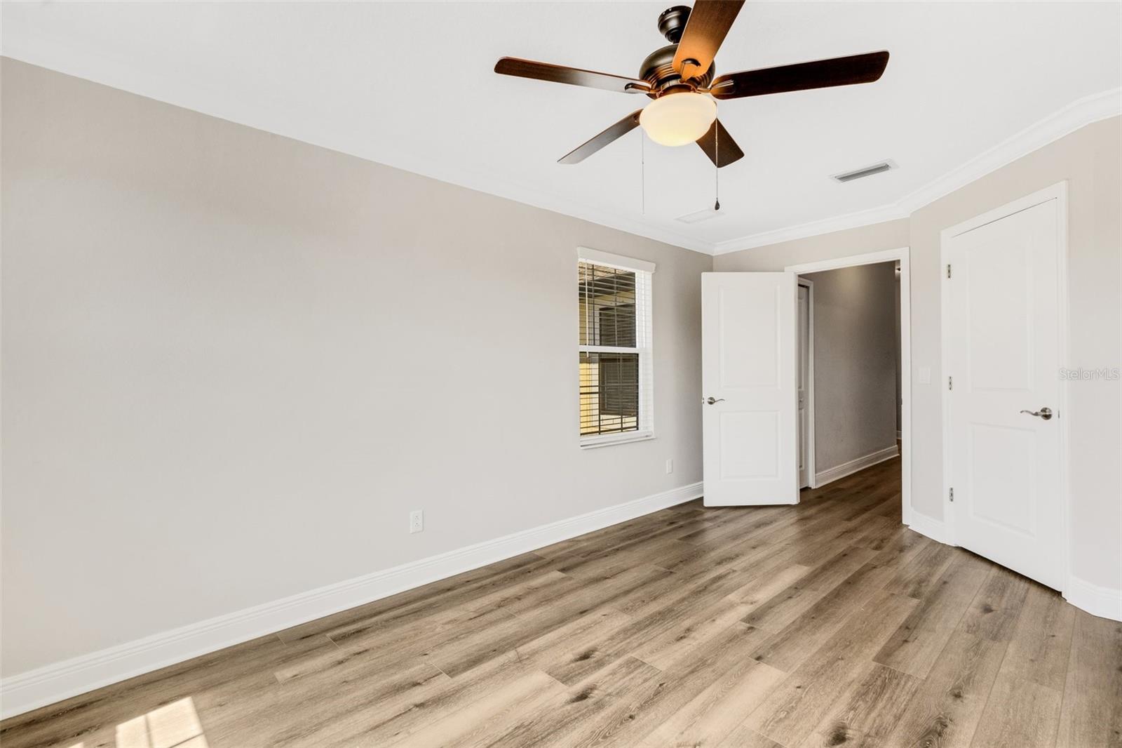 CREEKWOOD TWNHMS - Residential Lease