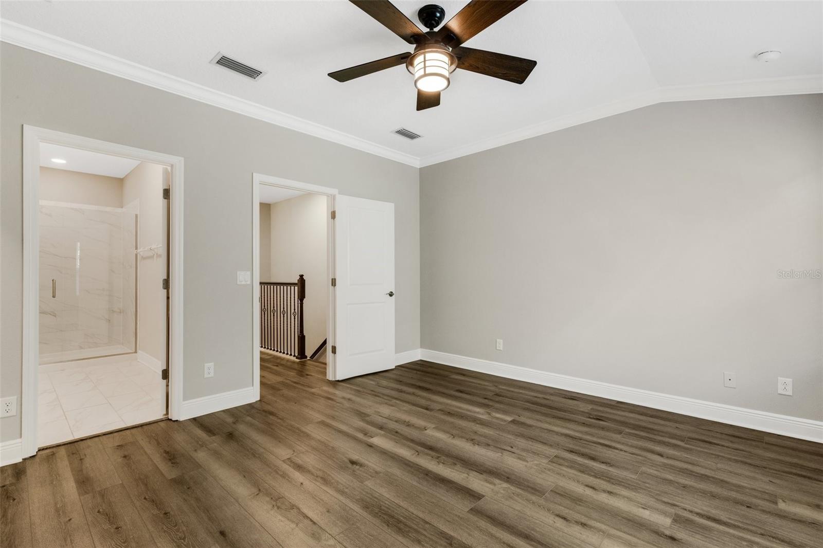 CREEKWOOD TWNHMS - Residential Lease