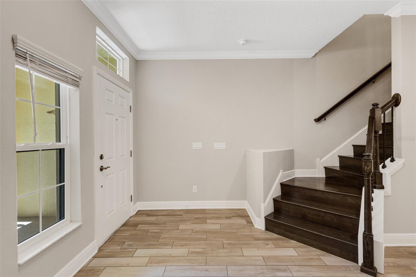 CREEKWOOD TWNHMS - Residential Lease