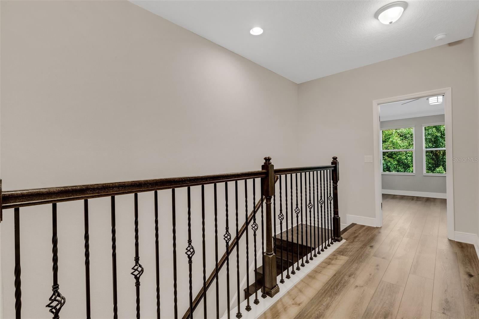 CREEKWOOD TWNHMS - Residential Lease