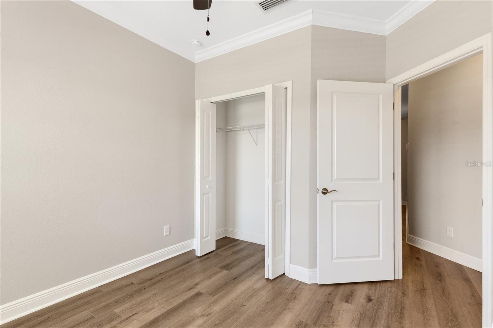 CREEKWOOD TWNHMS - Residential Lease