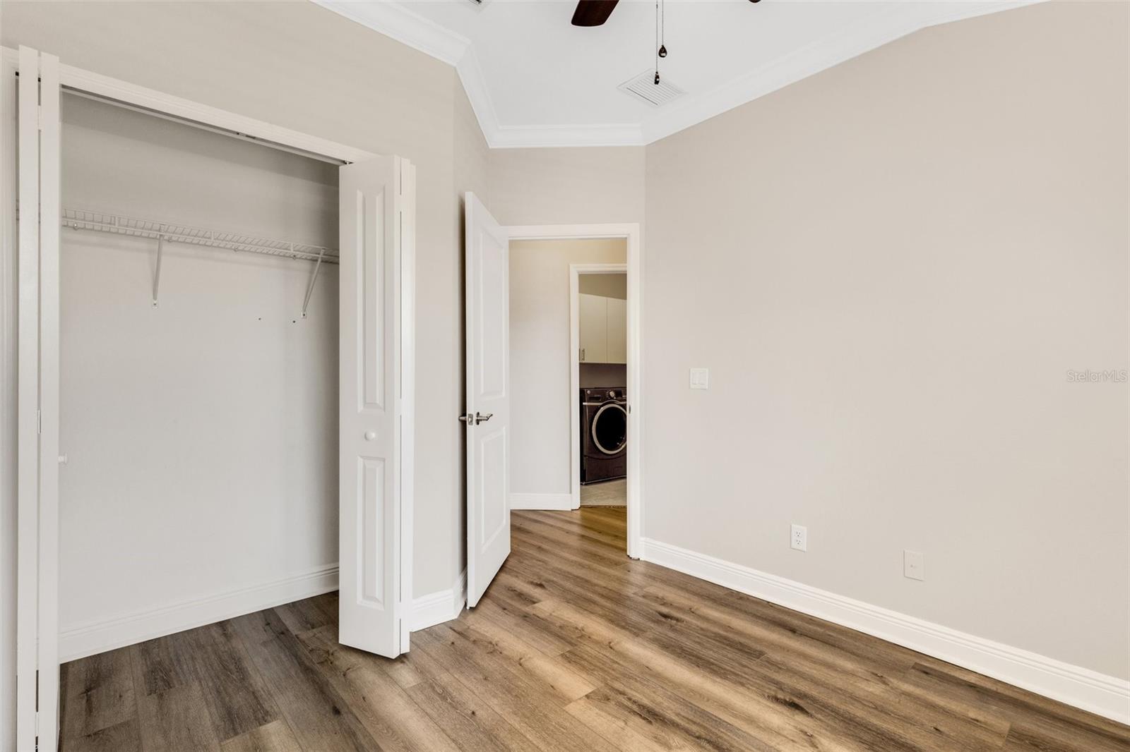 CREEKWOOD TWNHMS - Residential Lease